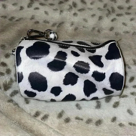 Simply Southern Cow Print Wristlet - Picture 2 of 4